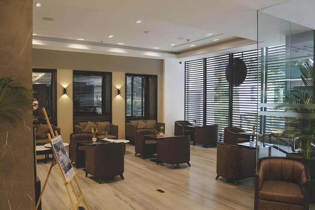 The Plaza Lodge Baguio باغيو المظهر الخارجي الصورة